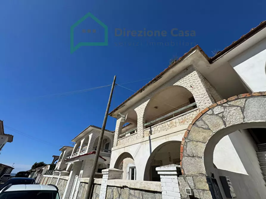 Immagine 3 di Appartamento in vendita  in VIALE DELLE CAMELIE a Castel Volturno