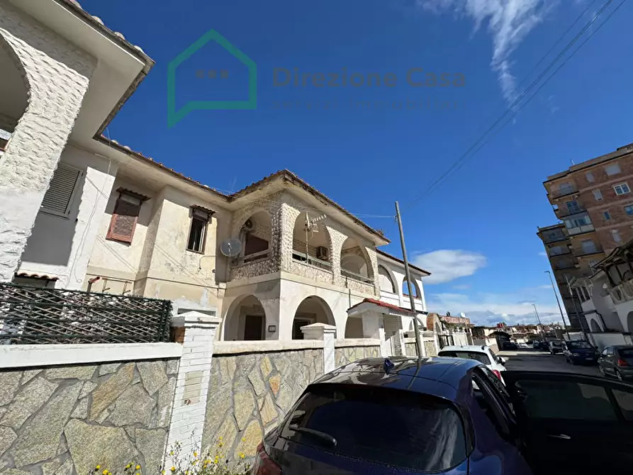 Immagine 4 di Appartamento in vendita  in VIALE DELLE CAMELIE a Castel Volturno