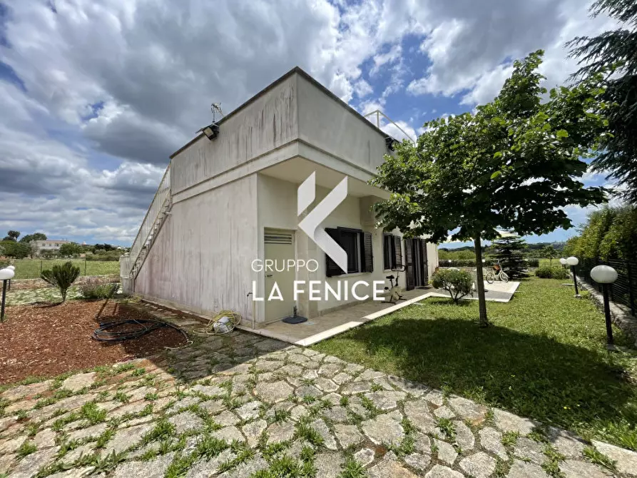 Immagine 5 di Villa in vendita  in CONTRADA RAMPONE a Martina Franca