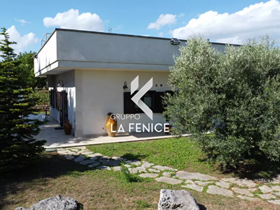 Immagine 12 di Villa in vendita  in CONTRADA RAMPONE a Martina Franca