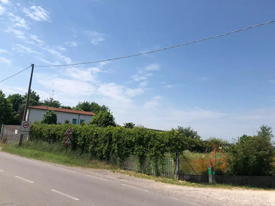 Immagine 4 di Terreno in vendita  in Via De Amicis,64 a Moglia