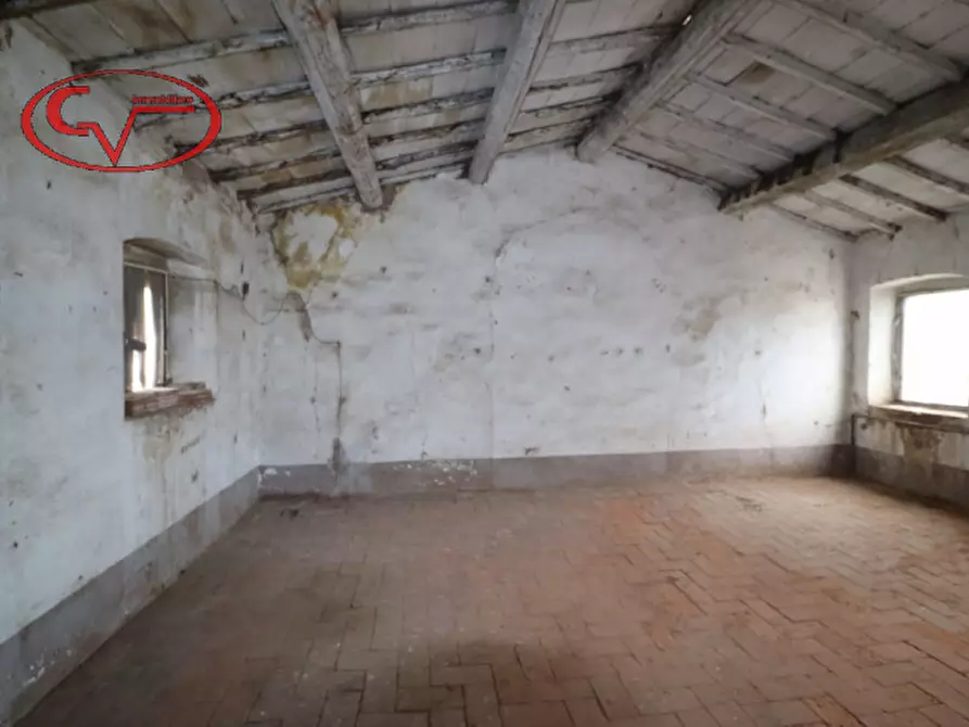 Immagine 9 di Rustico / casale in vendita  in via vespucci a Montevarchi