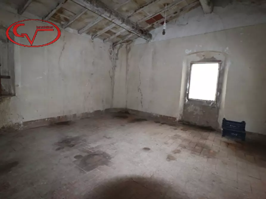 Immagine 10 di Rustico / casale in vendita  in via vespucci a Montevarchi