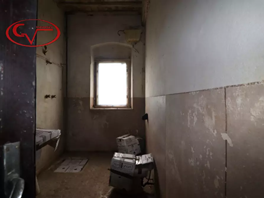 Immagine 15 di Rustico / casale in vendita  in via vespucci a Montevarchi