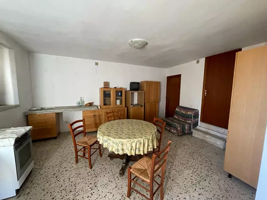 Immagine 6 di Villetta a schiera in vendita  in VICOLO PENDIO a Tramutola