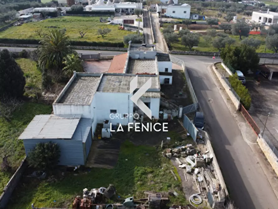 Immagine 9 di Villa in vendita  in strada Battaglini a Martina Franca