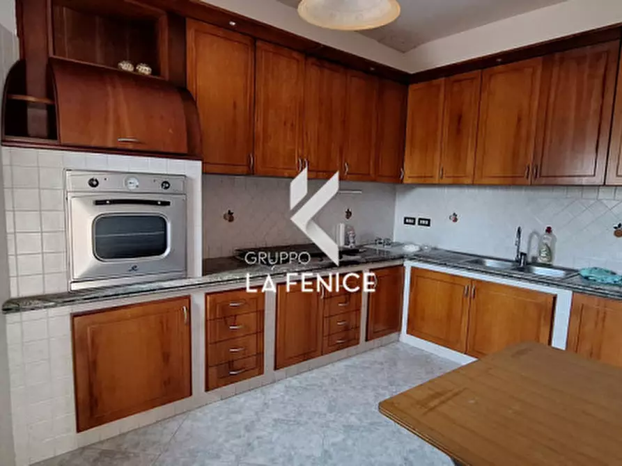 Immagine 25 di Villa in vendita  in strada Battaglini a Martina Franca