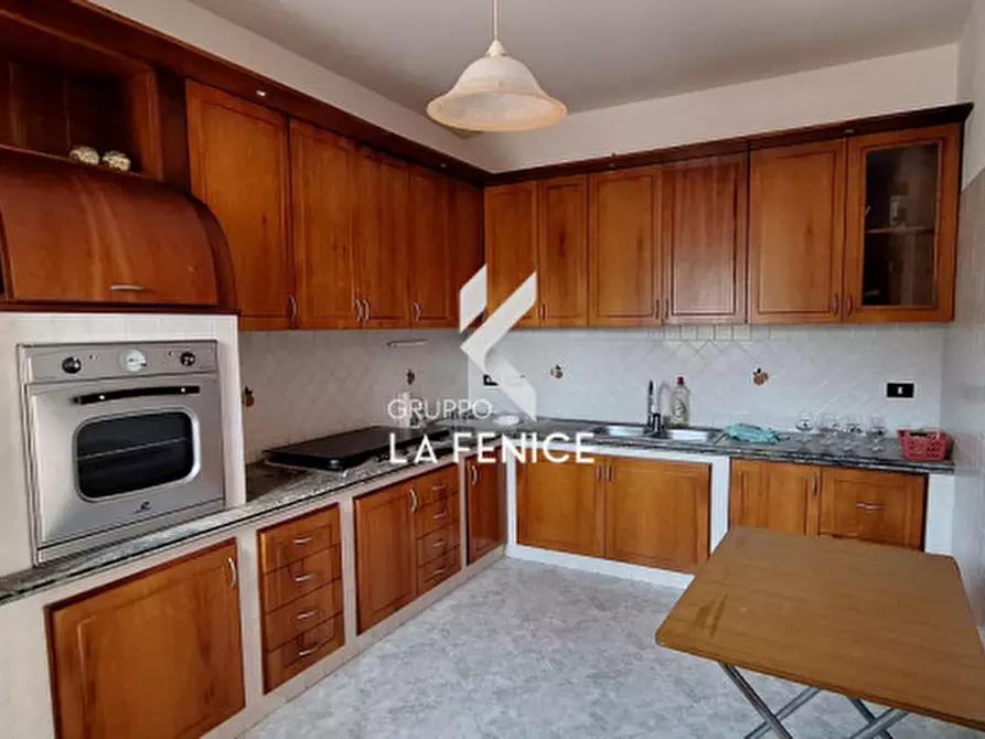 Immagine 26 di Villa in vendita  in strada Battaglini a Martina Franca