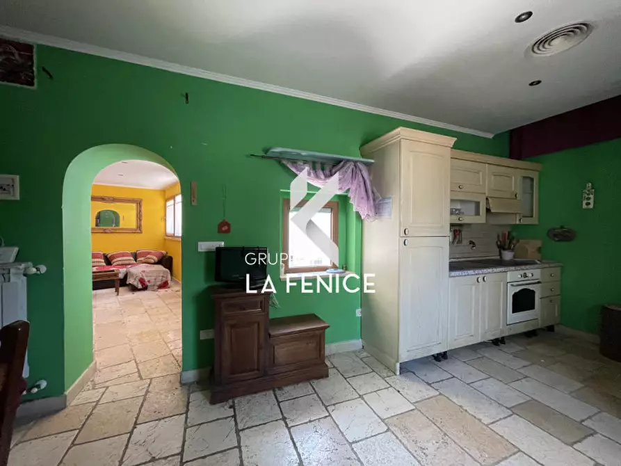 Immagine 77 di Rustico / casale in vendita  in CONTRADA NUNZIO a Locorotondo