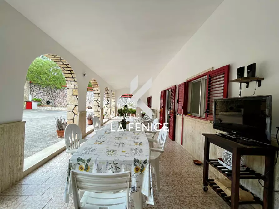 Immagine 30 di Villa in vendita  in C.DA PARCO TALLINAIO a Locorotondo