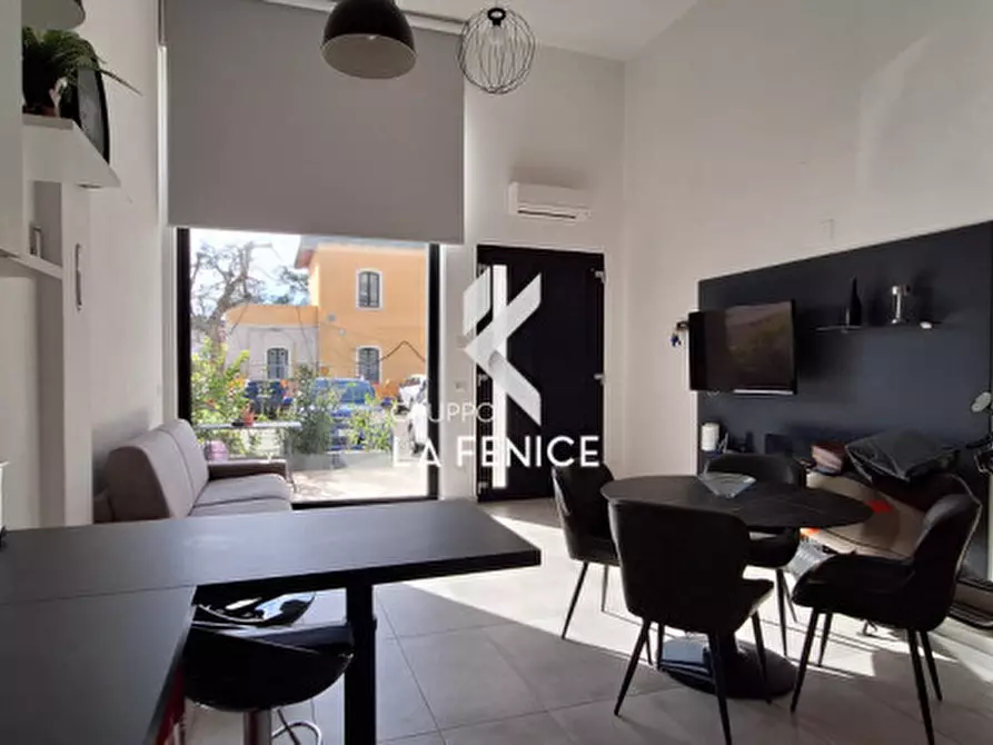 Immagine 1 di Loft/Open space in vendita  in via Martiri della Libertà, 86 a Locorotondo