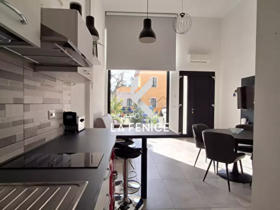 Immagine 10 di Loft/Open space in vendita  in via Martiri della Libertà, 86 a Locorotondo