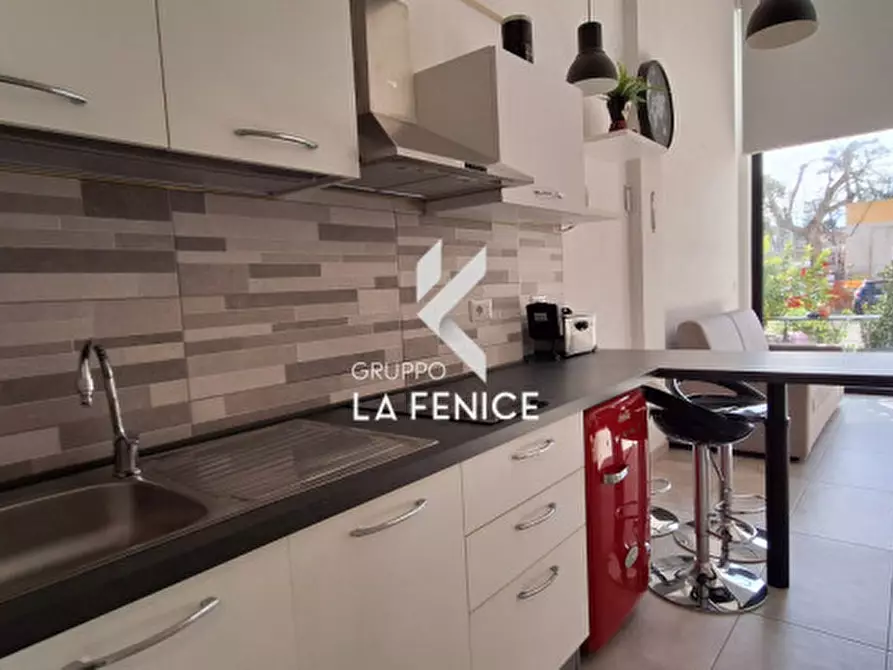 Immagine 11 di Loft/Open space in vendita  in via Martiri della Libertà, 86 a Locorotondo