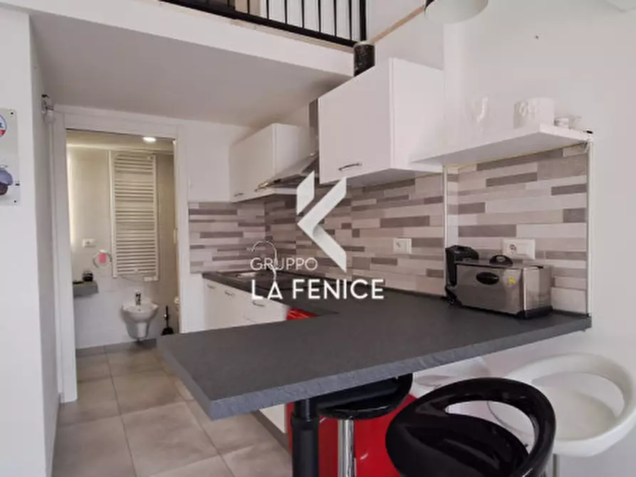 Immagine 12 di Loft/Open space in vendita  in via Martiri della Libertà, 86 a Locorotondo