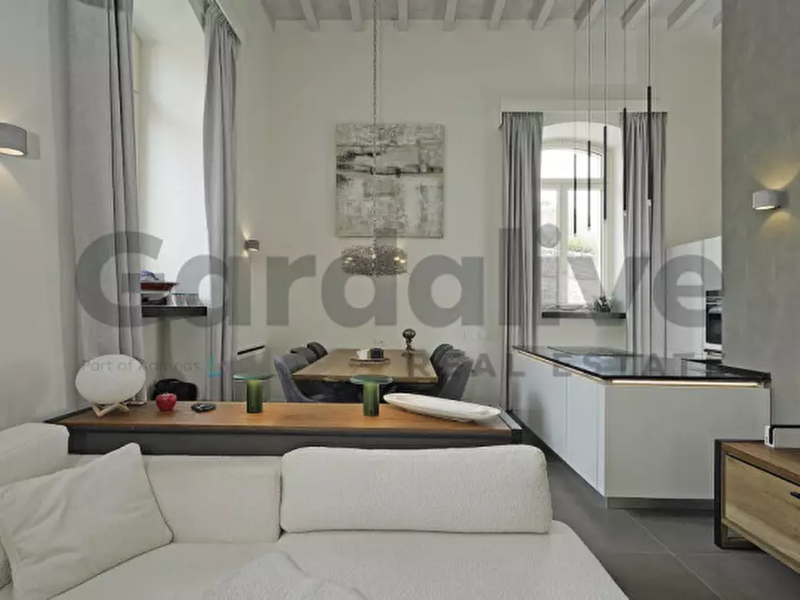 Immagine 4 di Appartamento in vendita  in Via Brunati, 33 a Salò