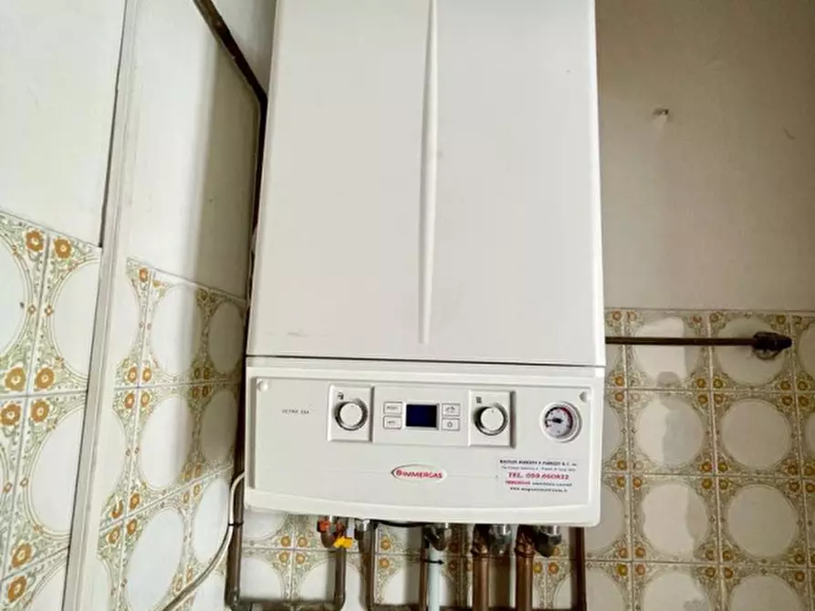 Immagine 6 di Laboratorio in vendita  in Via Fortunato a Carpi