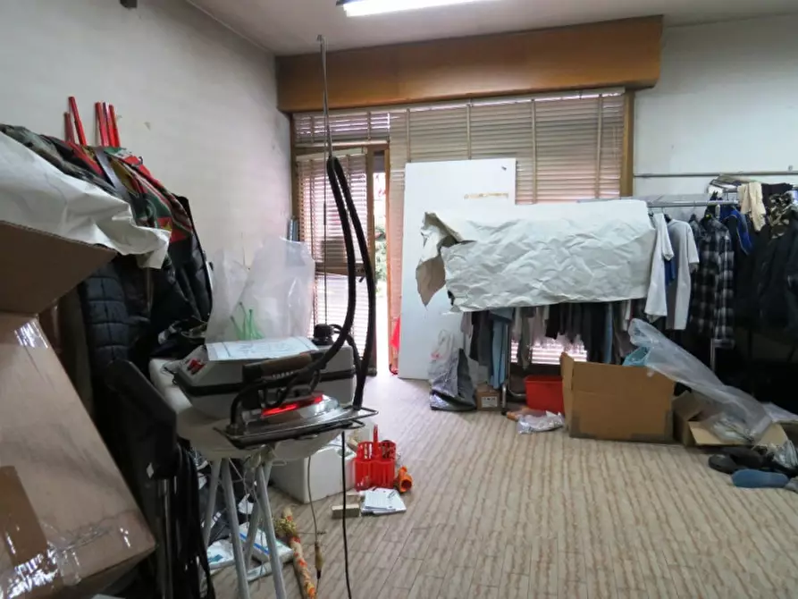 Immagine 5 di Laboratorio in vendita  in Via Remesina a Carpi