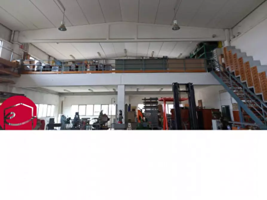 Immagine 2 di Capannone industriale in vendita  a Gambettola