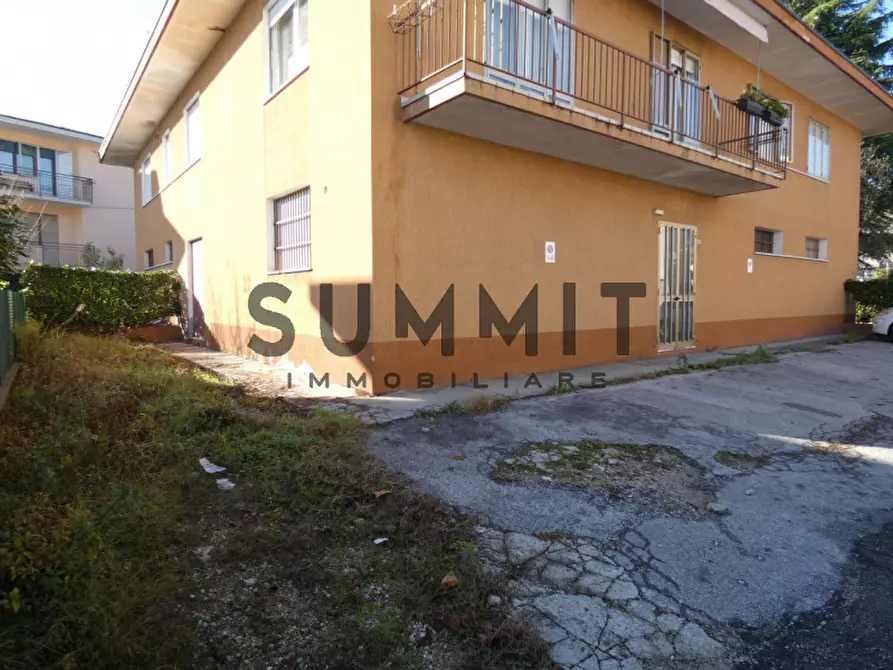 Immagine 1 di Magazzino in affitto  a Schio