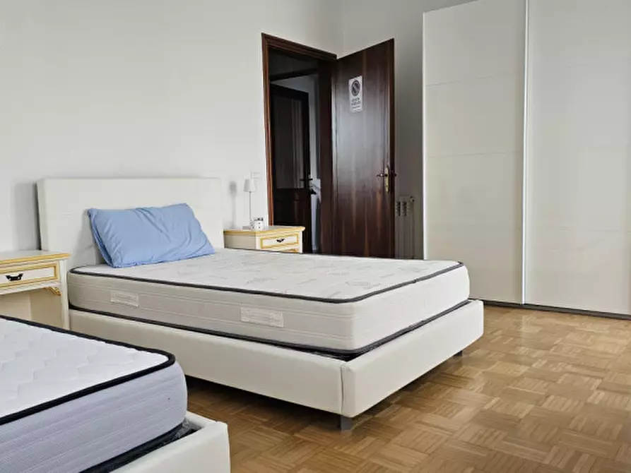 Immagine 2 di Camera in affitto  in Via Trieste a Ponte San Nicolò