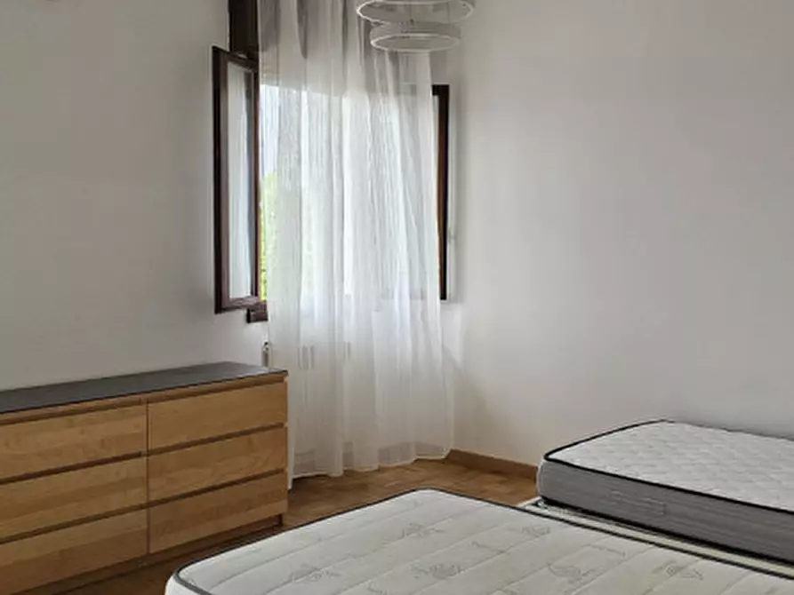 Immagine 4 di Camera in affitto  in Via Trieste a Ponte San Nicolò