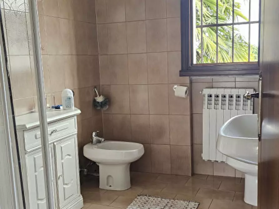 Immagine 8 di Camera in affitto  in Via Trieste a Ponte San Nicolò