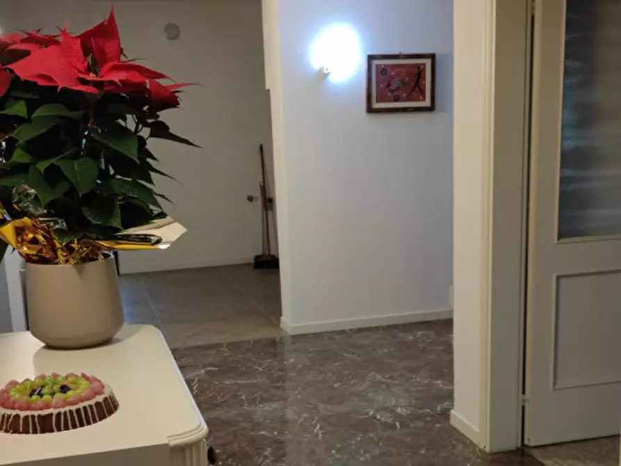Immagine 6 di Camera in affitto  in Via Trieste a Ponte San Nicolò