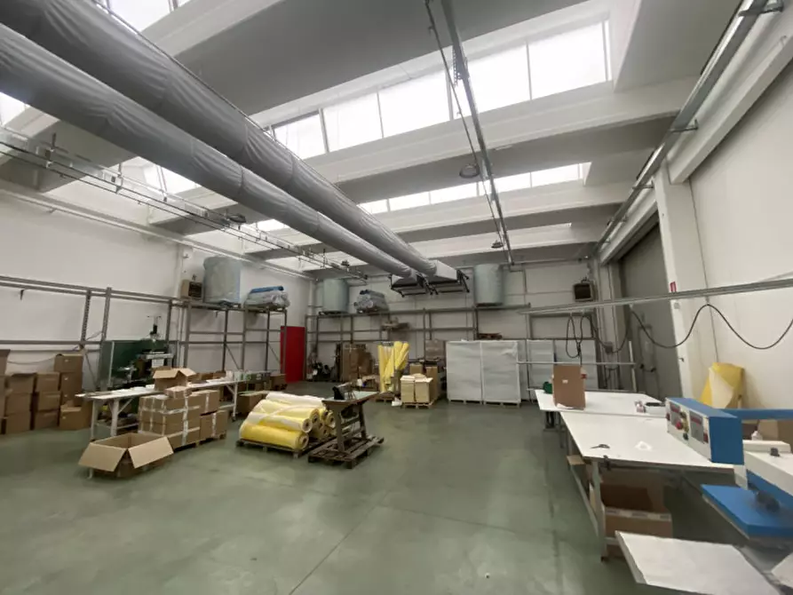 Immagine 8 di Capannone industriale in vendita  in Via Alessandro Volta a Veggiano