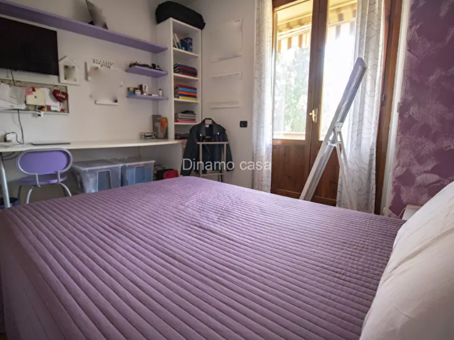 Immagine 18 di Villetta a schiera in vendita  a Carmignano