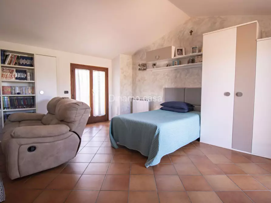 Immagine 24 di Villetta a schiera in vendita  a Carmignano