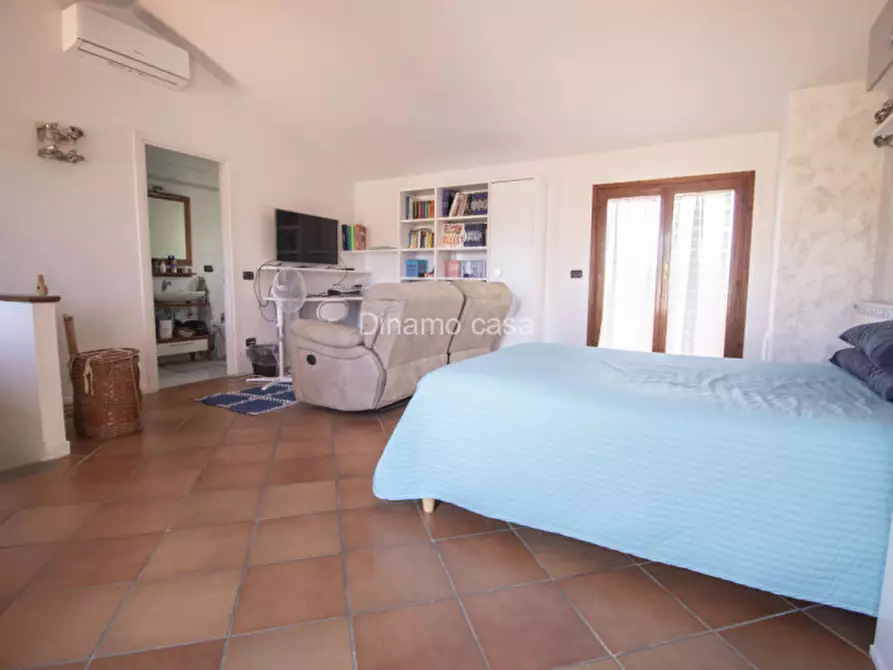 Immagine 29 di Villetta a schiera in vendita  a Carmignano