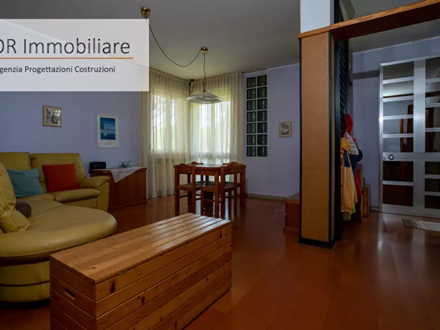 Immagine 7 di Casa indipendente in vendita  in via vanezza 23 a Correzzola