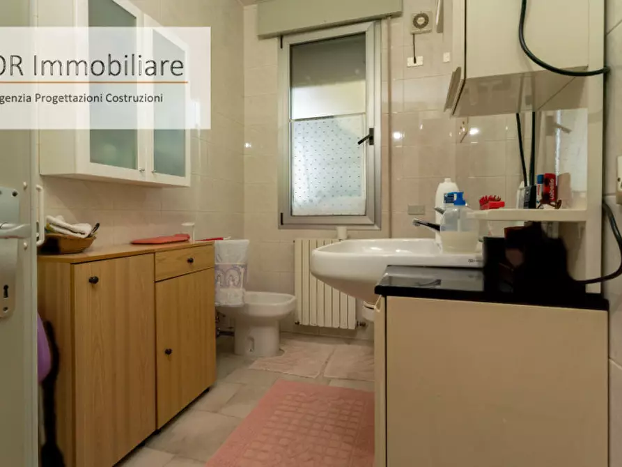 Immagine 14 di Casa indipendente in vendita  in via vanezza 23 a Correzzola