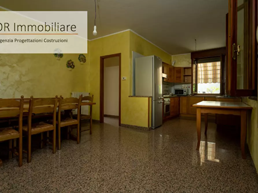 Immagine 17 di Casa indipendente in vendita  in via vanezza 23 a Correzzola