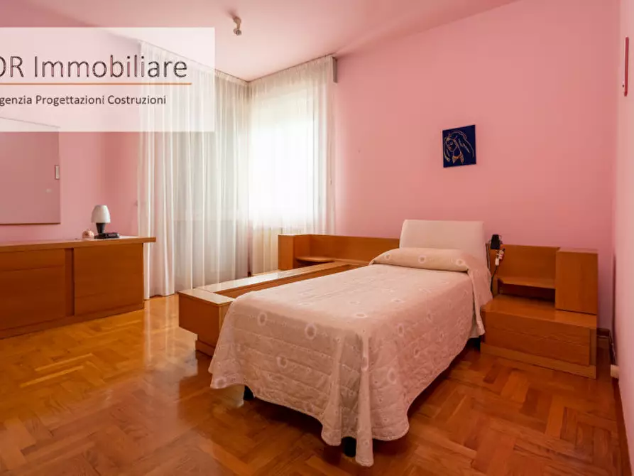 Immagine 18 di Casa indipendente in vendita  in via vanezza 23 a Correzzola