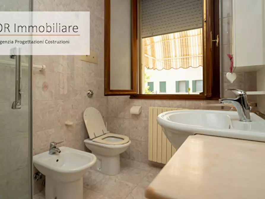 Immagine 23 di Casa indipendente in vendita  in via vanezza 23 a Correzzola