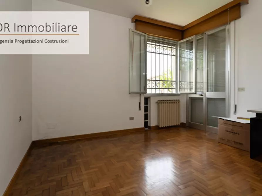 Immagine 27 di Casa indipendente in vendita  in via vanezza 23 a Correzzola