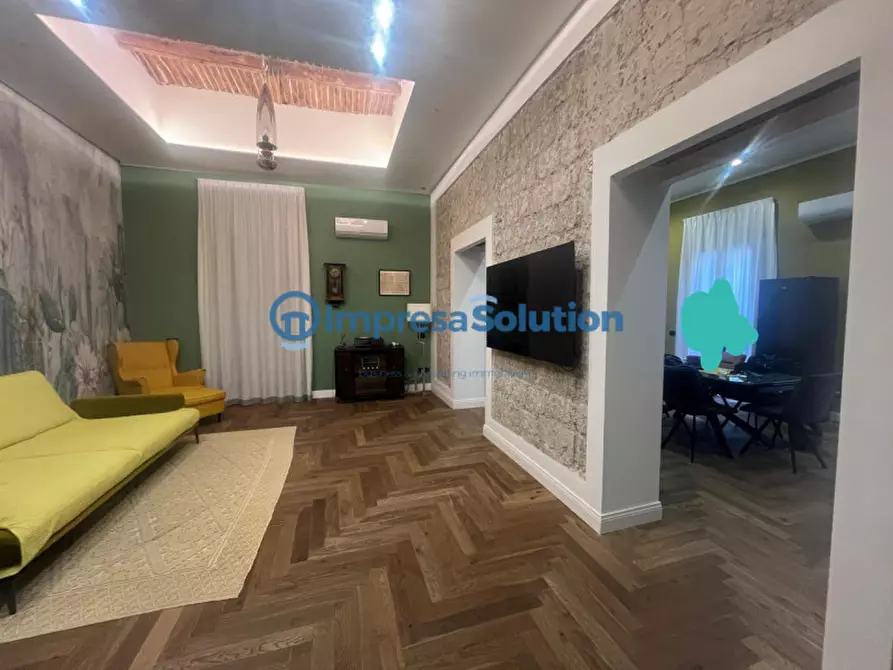 Immagine 3 di Appartamento in vendita  in Corso Giuseppe Garibaldi 373 a Napoli