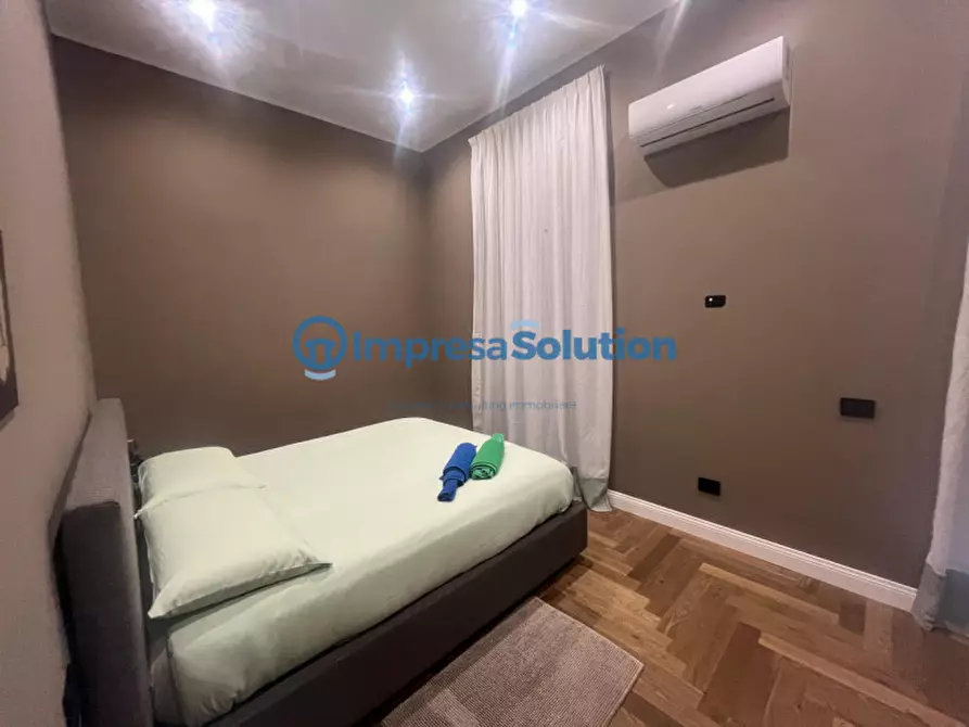 Immagine 6 di Appartamento in vendita  in Corso Giuseppe Garibaldi 373 a Napoli