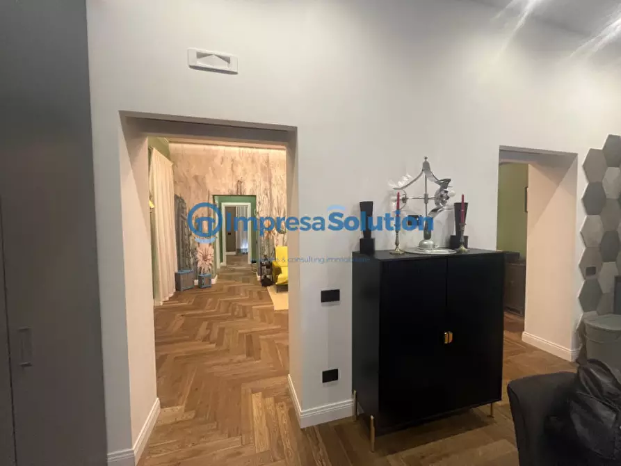 Immagine 8 di Appartamento in vendita  in Corso Giuseppe Garibaldi 373 a Napoli