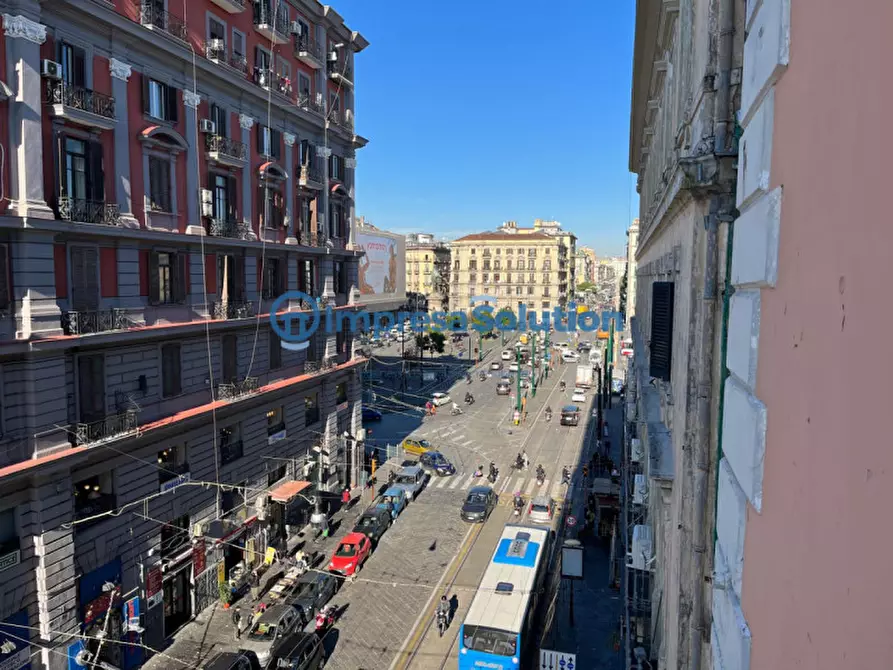 Immagine 15 di Appartamento in vendita  in Corso Giuseppe Garibaldi 373 a Napoli