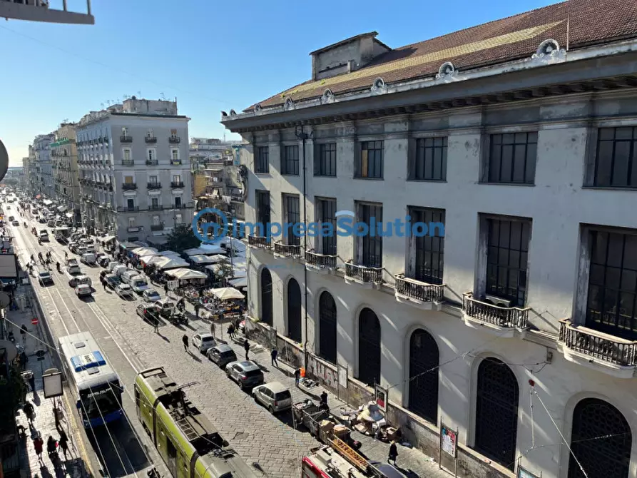 Immagine 16 di Appartamento in vendita  in Corso Giuseppe Garibaldi 373 a Napoli