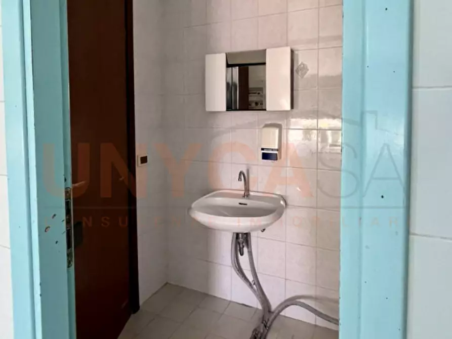 Immagine 8 di Negozio in vendita  in Via Trieste a Mestrino