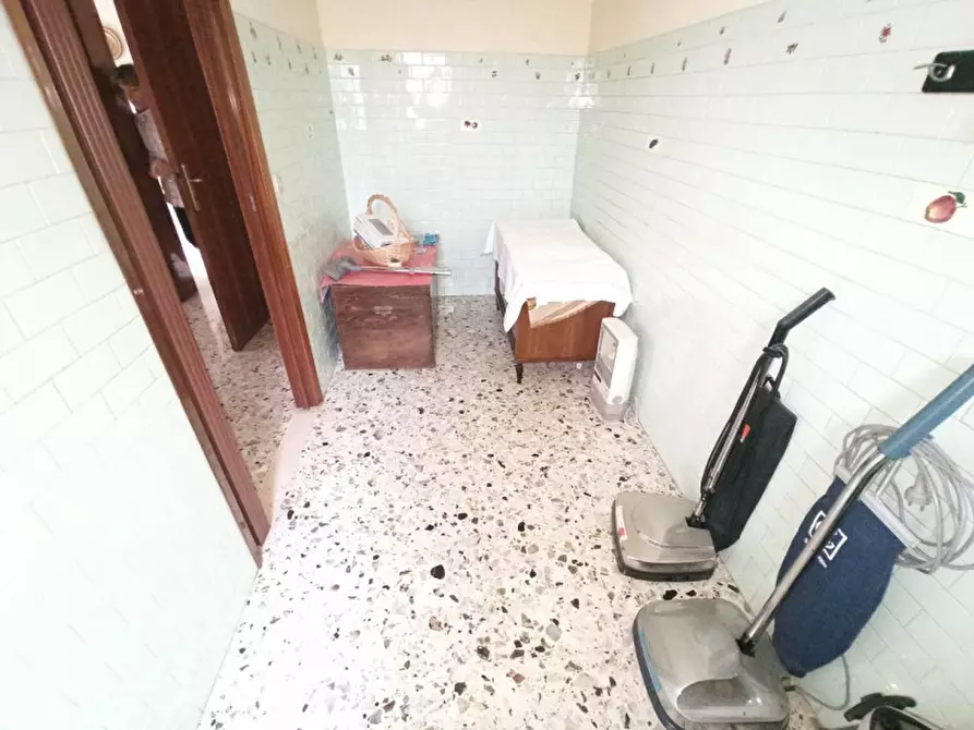 Immagine 12 di Casa indipendente in vendita  in Via Roma a Castiglione Del Lago