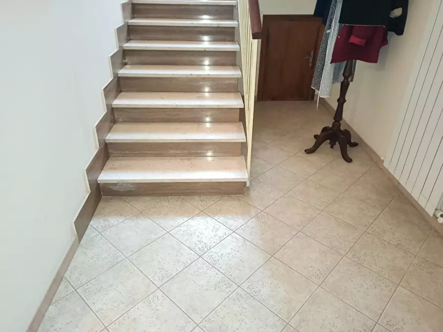 Immagine 14 di Casa indipendente in vendita  in Via Roma a Castiglione Del Lago