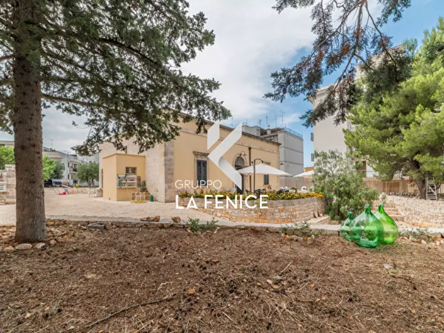 Immagine 3 di Villa in vendita  in via Fasano, 9 a Locorotondo