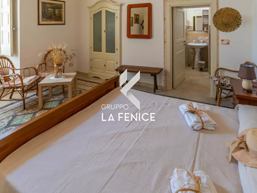 Immagine 13 di Villa in vendita  in via Fasano, 9 a Locorotondo