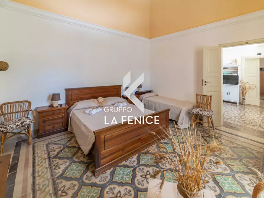 Immagine 15 di Villa in vendita  in via Fasano, 9 a Locorotondo