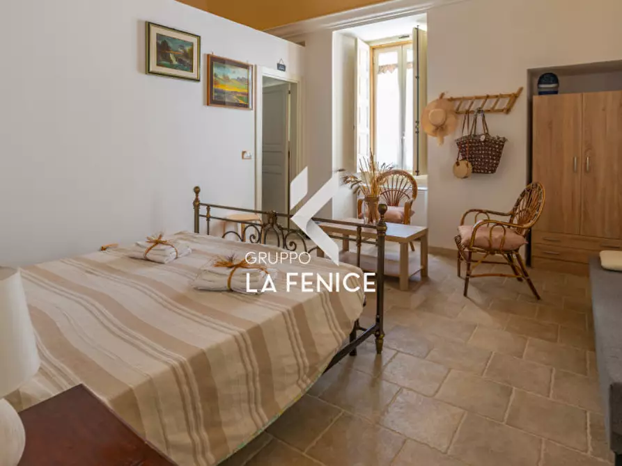 Immagine 23 di Villa in vendita  in via Fasano, 9 a Locorotondo