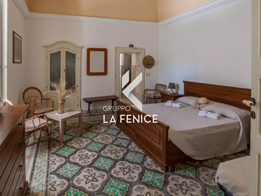 Immagine 25 di Villa in vendita  in via Fasano, 9 a Locorotondo